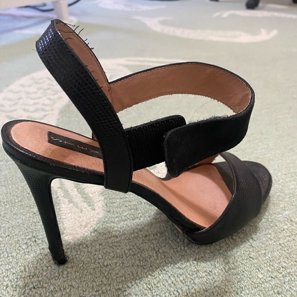 Steven by Steve Madden Black Stiletto Sandal with Ankle Strap 9 - Picture 5 of 8
